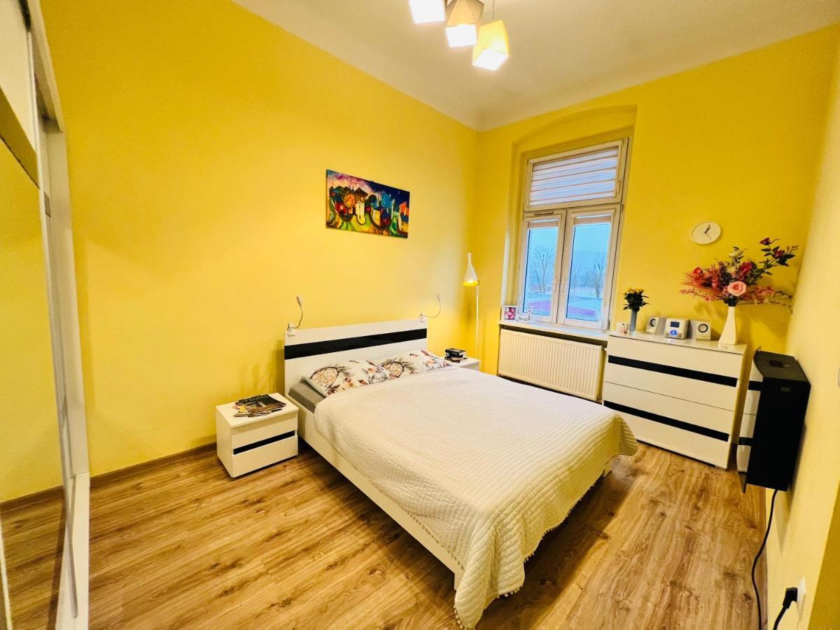 Wolnosci 21 Jelenia Gora 아파트 외부 사진