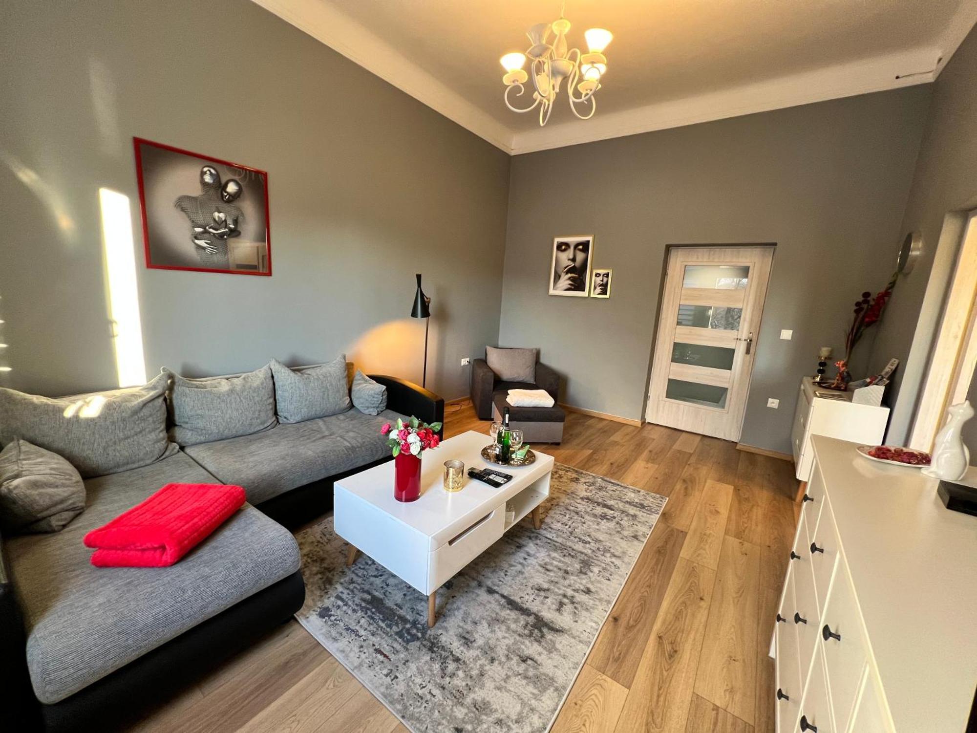 Wolnosci 21 Jelenia Gora 아파트 외부 사진