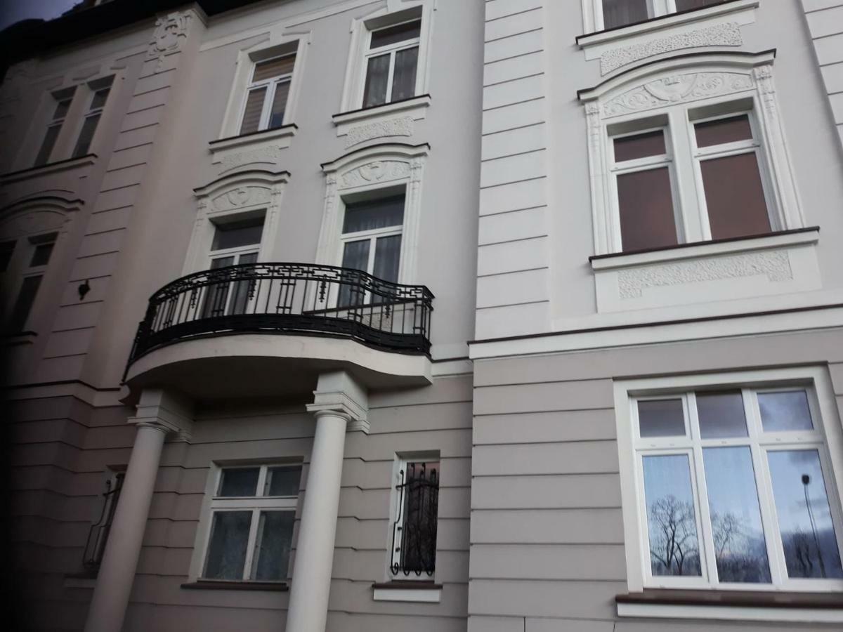 Wolnosci 21 Jelenia Gora 아파트 외부 사진