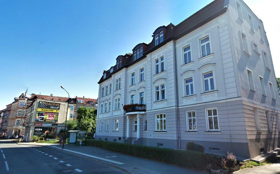Wolnosci 21 Jelenia Gora 아파트 외부 사진